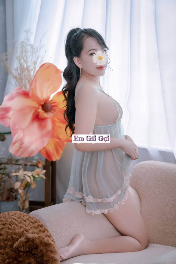 Ảnh to gái gọi Sỹ Thanh - 1992 - 8